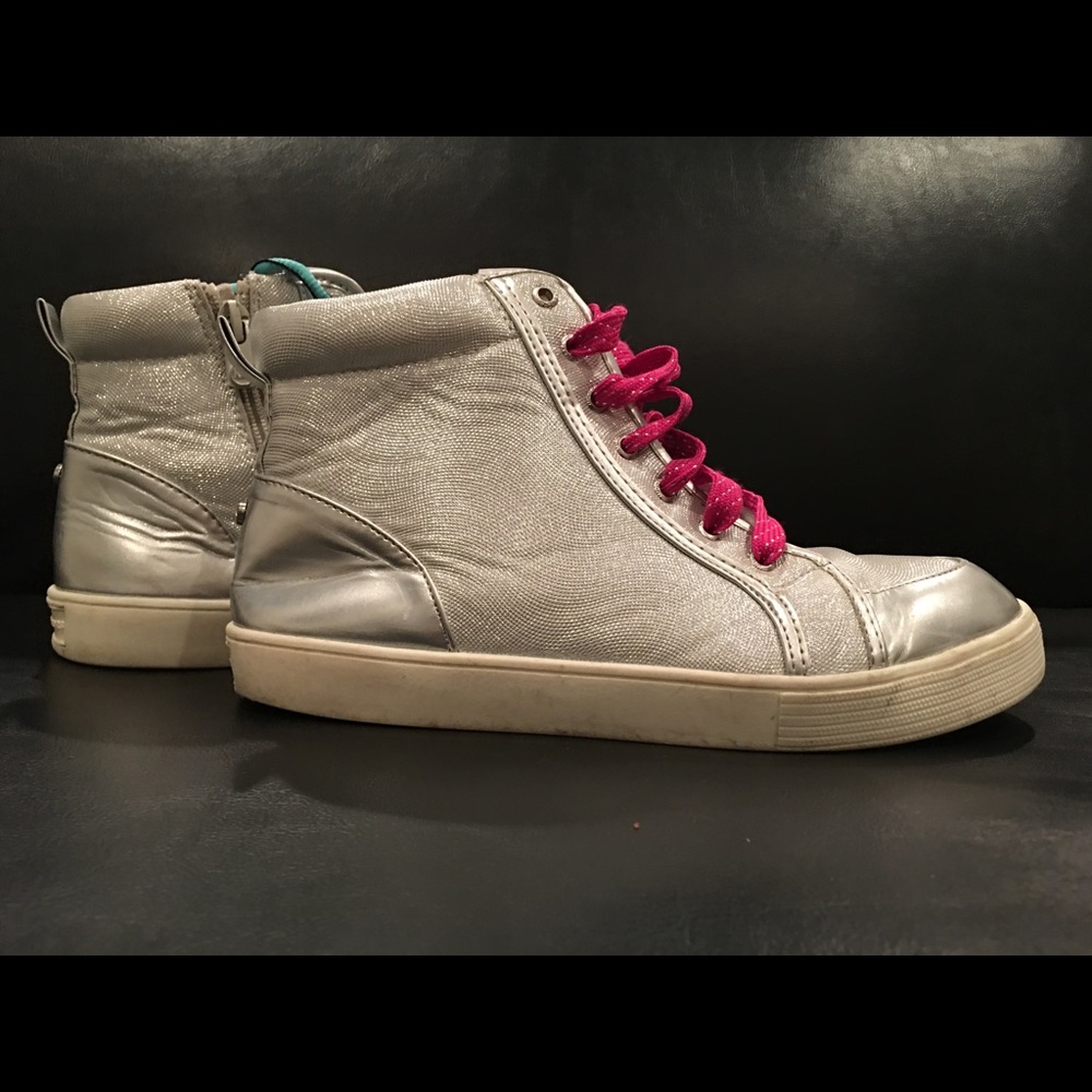 Michael Kors high top sneakers in silver with two sets of laces